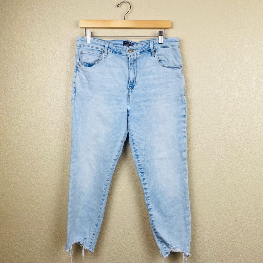 Abercrombie & Fitch Women's High Rise Super Skinny Ankle Jeans Size 33 16